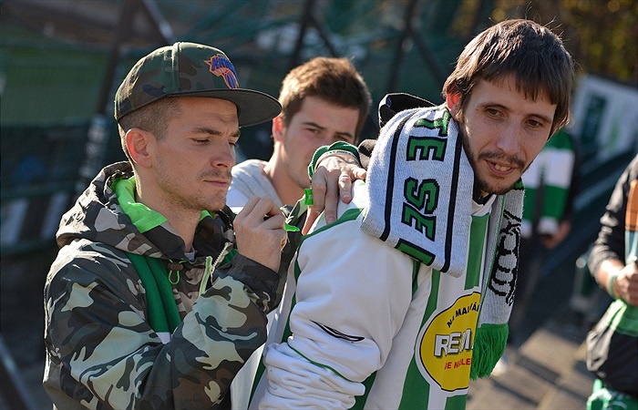 Pochod fanoušku z Ďolíčku do Edenu