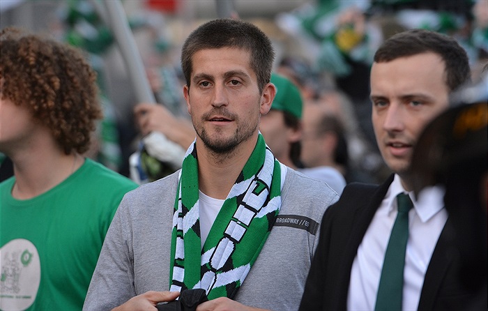 Pochod fanoušku z Ďolíčku do Edenu