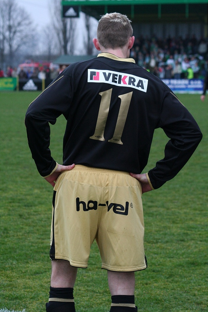 Záda se zlatými číslem. (foto:Hanička)