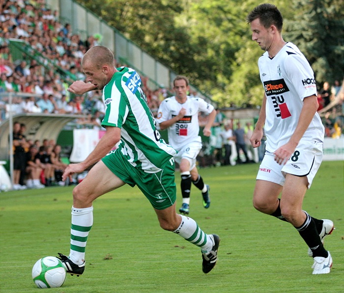 Lukáš Hartig v průniku.