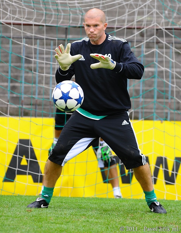 Rozcvičení hráčů před odjezdem na utkání