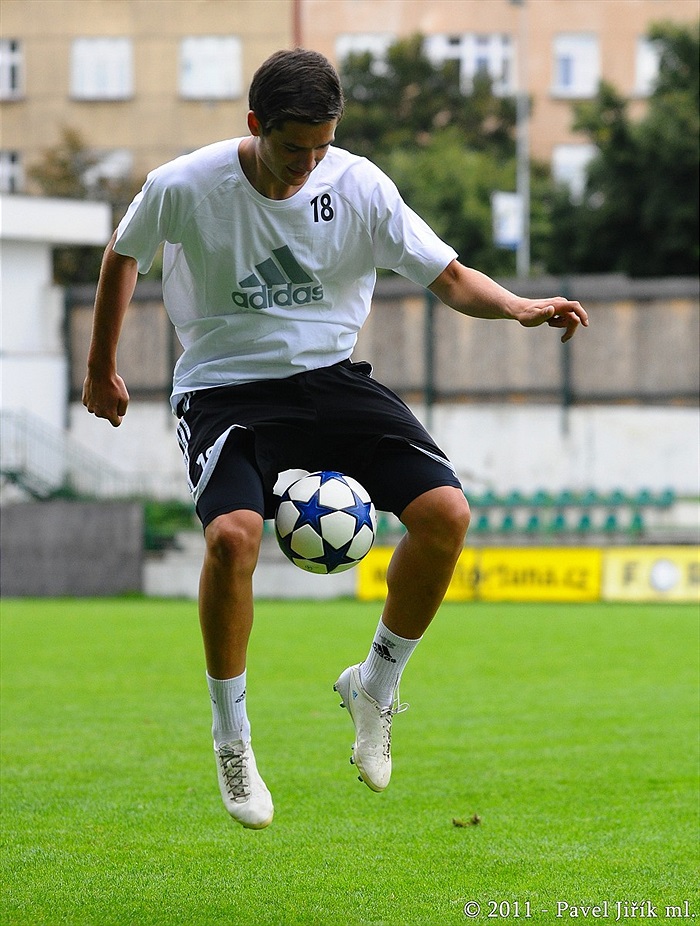 Rozcvičení hráčů před odjezdem na utkání