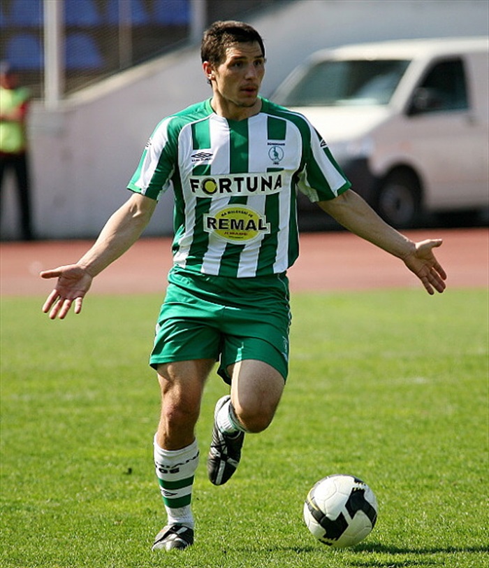 Komu mám přihrát?