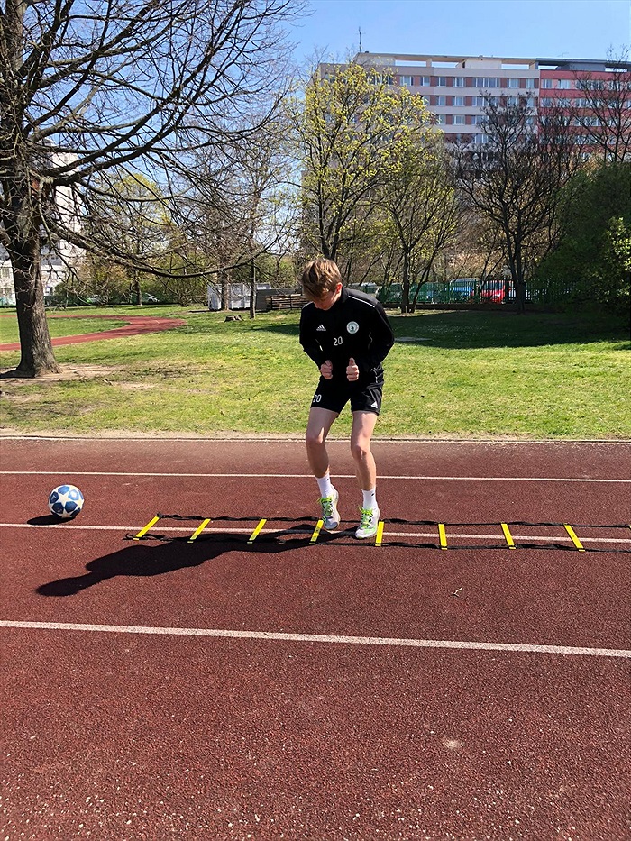 Hráči se připravují individuálně