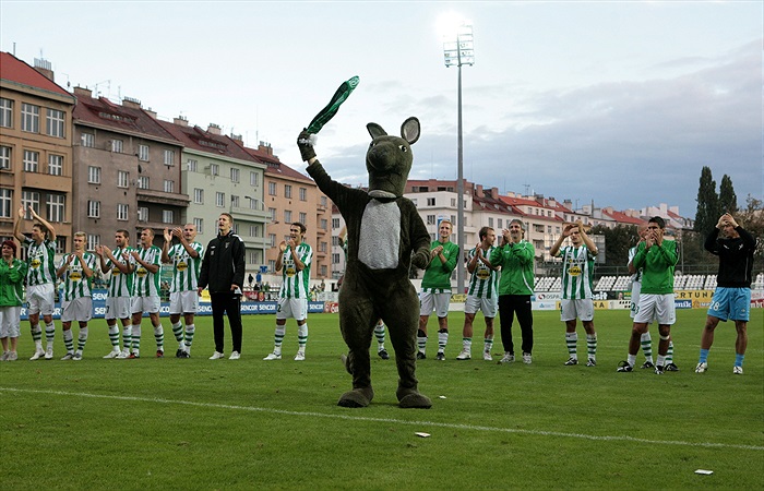 Děkovačka po utkání.