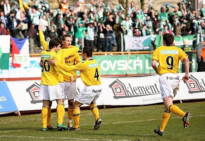 Míč je v síti - 1:1, Bohemka se raduje