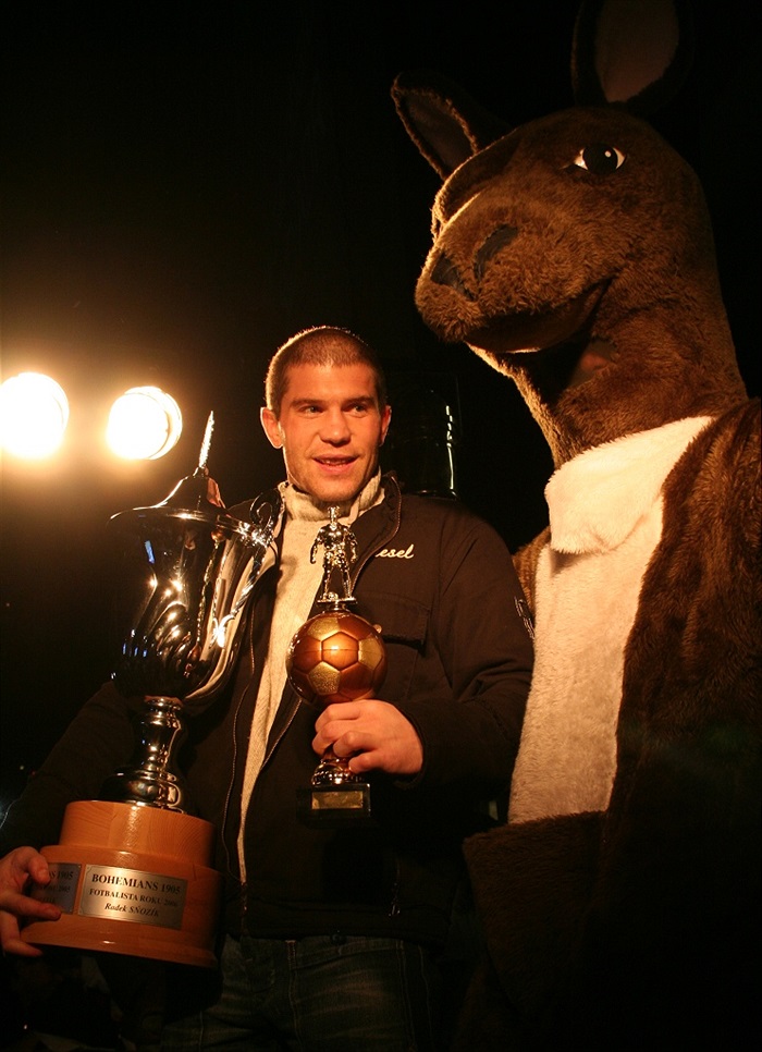 Radek Sňozík a klokan - symbolika letošních Vánoc s Klokanem.