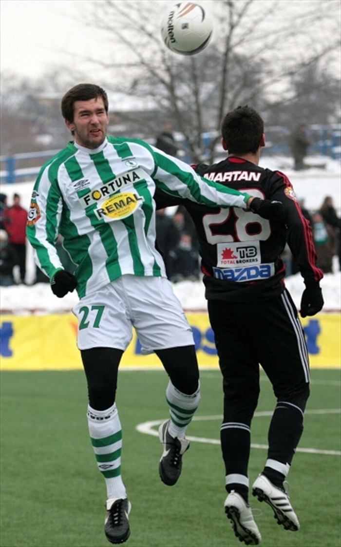 Martin Cseh v hlavičkovém souboji