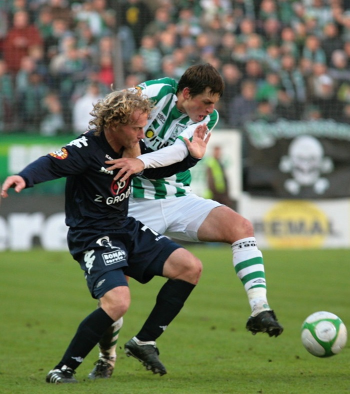 Hrdlička proti Zelenkovi.