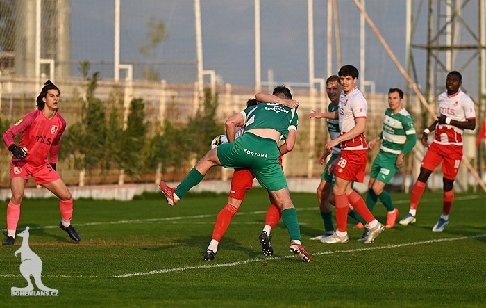 Radnički Niš - Bohemians 1:2 (1:1)
