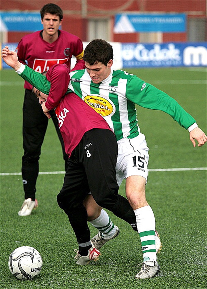 Bartek v obranném zákroku.