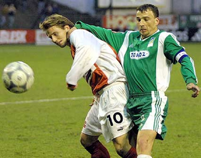 Michal Petrouš v souboji s Junem