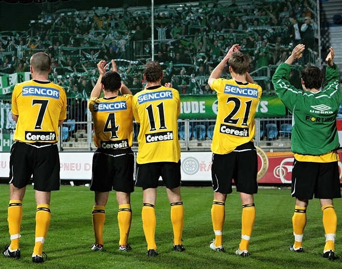 Hráči děkují těm, kteří dorazili na jih Čech i uprostřed pracovního týdne