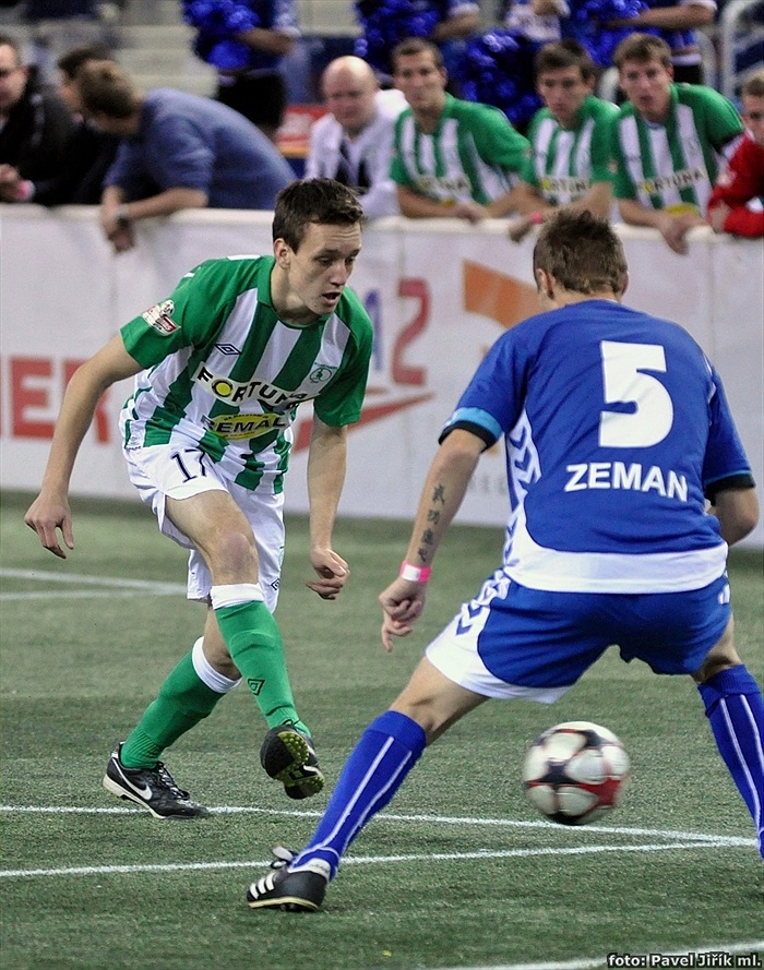 INDOOR FOTBAL CUP 2010