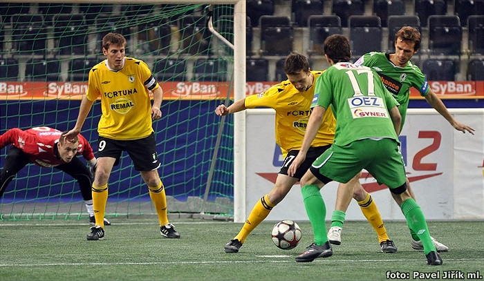INDOOR FOTBAL CUP 2010