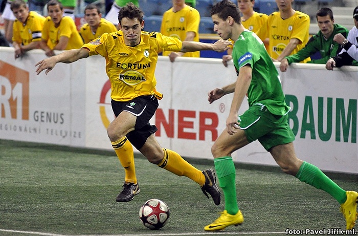 INDOOR FOTBAL CUP 2010