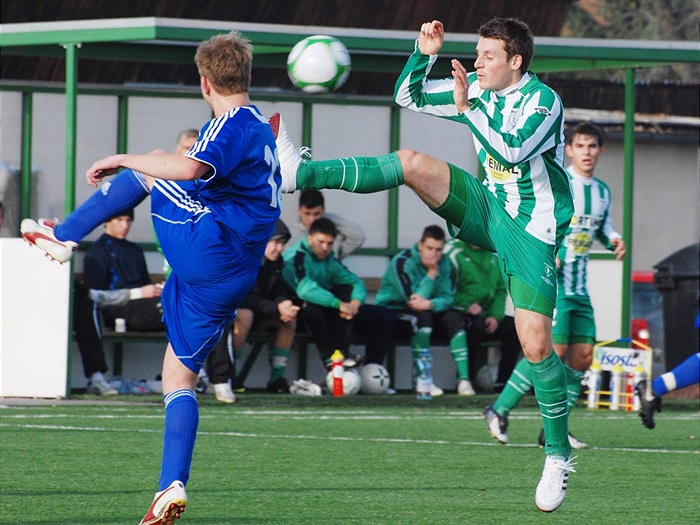 Tvrdý souboj Barrose