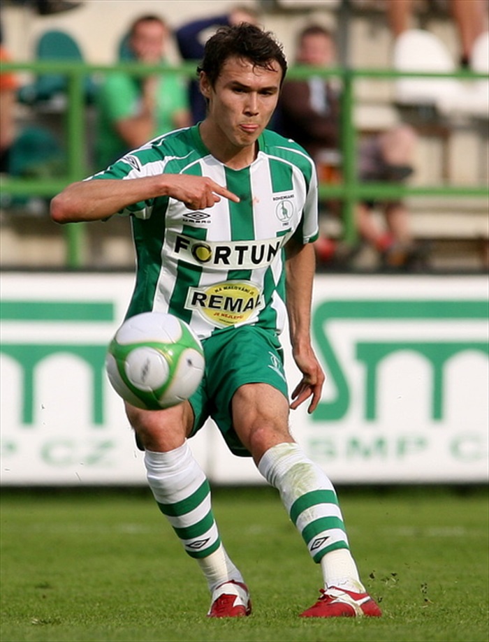 Třetí útočník Aziz Ibragimov.