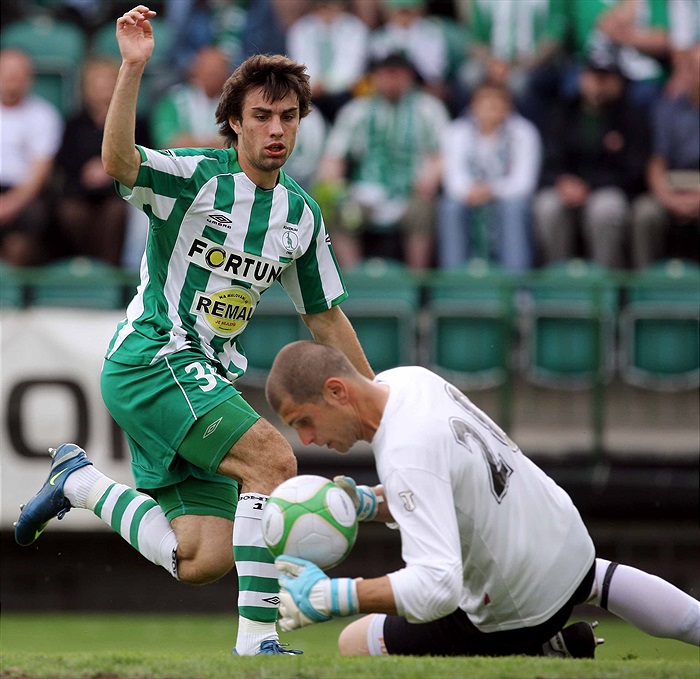 Jan Morávek v zakončení.