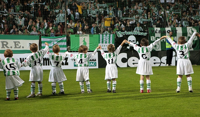 Děkovačka přípravek o přestávce.