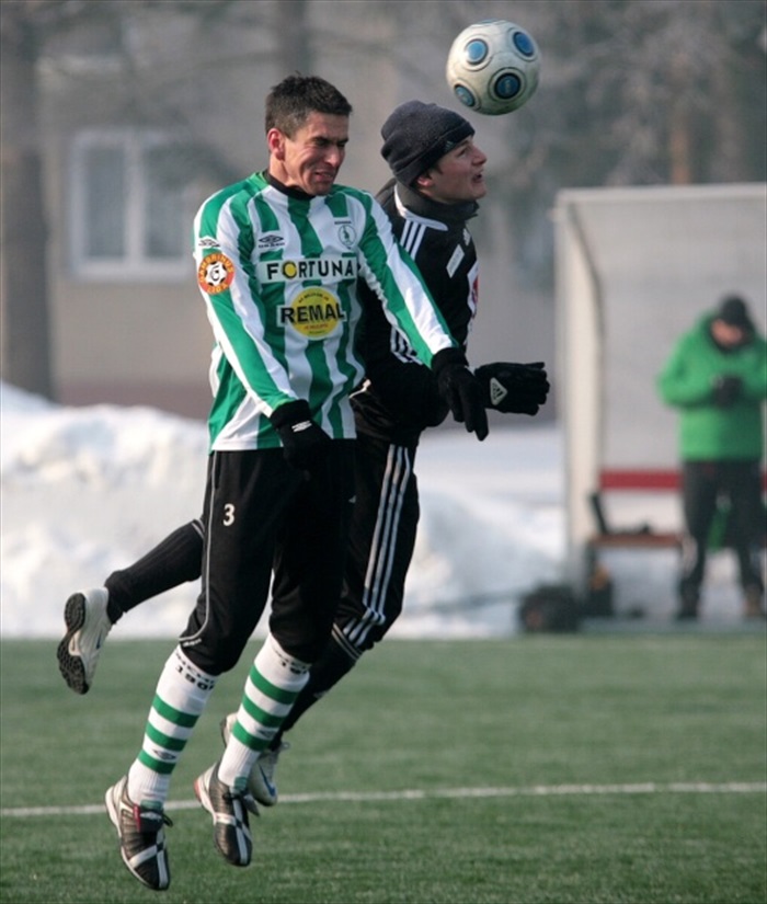 Pavel Lukáš v hlavičkovém souboji