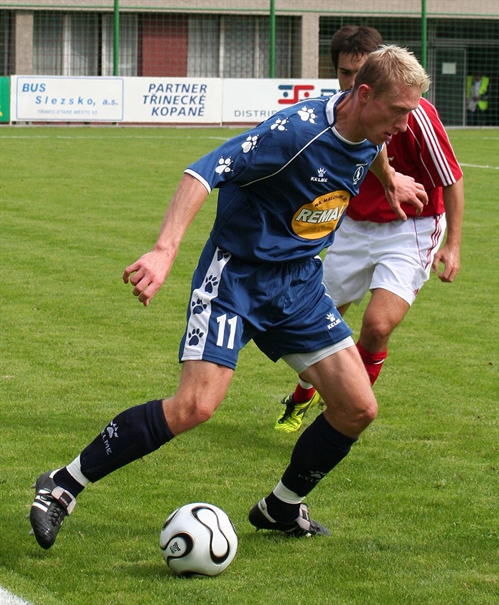 Kulvajt se míče po zemi dočkal jen výjimečně.