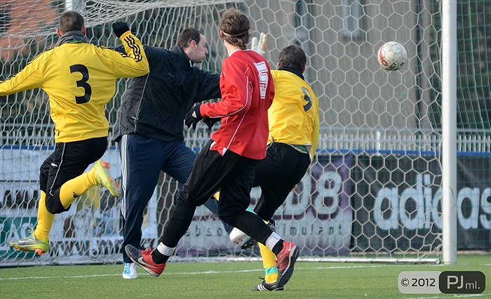 Horní Měcholupy - Bohemians 1905 B 1:2 (0:0)