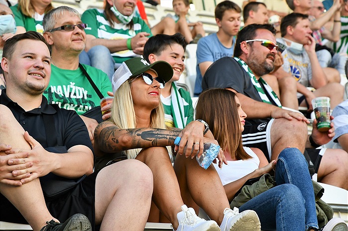 Dění na tribunách: Bohemians - Slovácko
