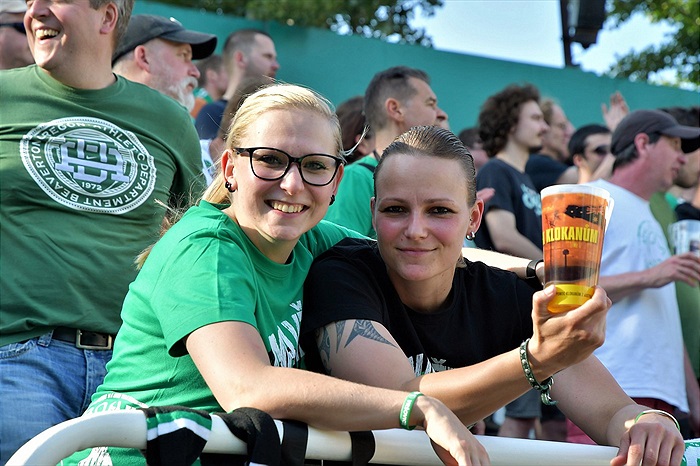 Dění na tribunách: Bohemians - Slovácko