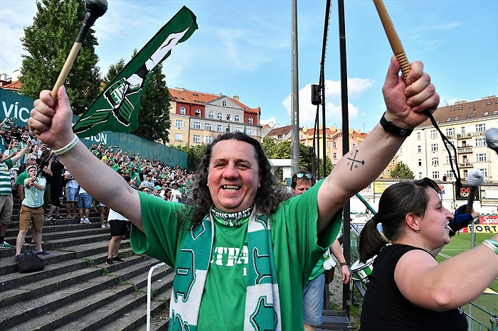 Dění na tribunách: Bohemians - Slovácko