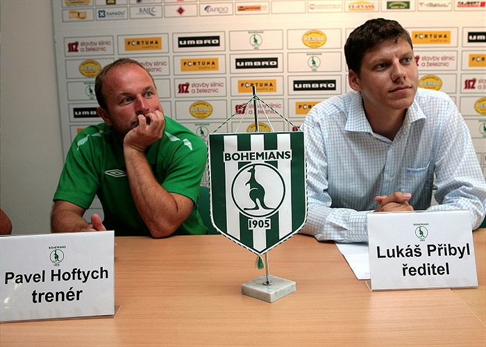 Trenér a ředitel...