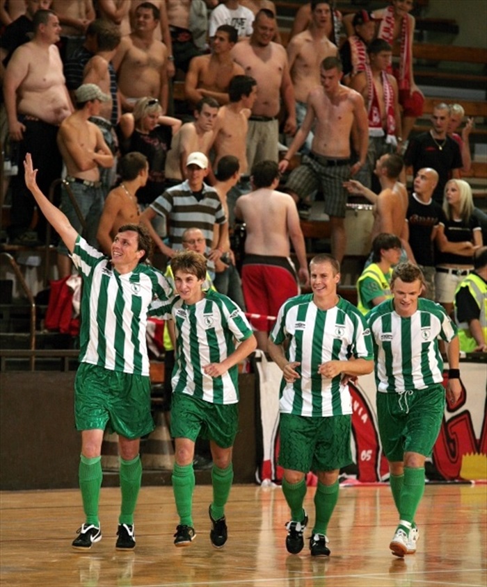 Radost po úvodním gólu.