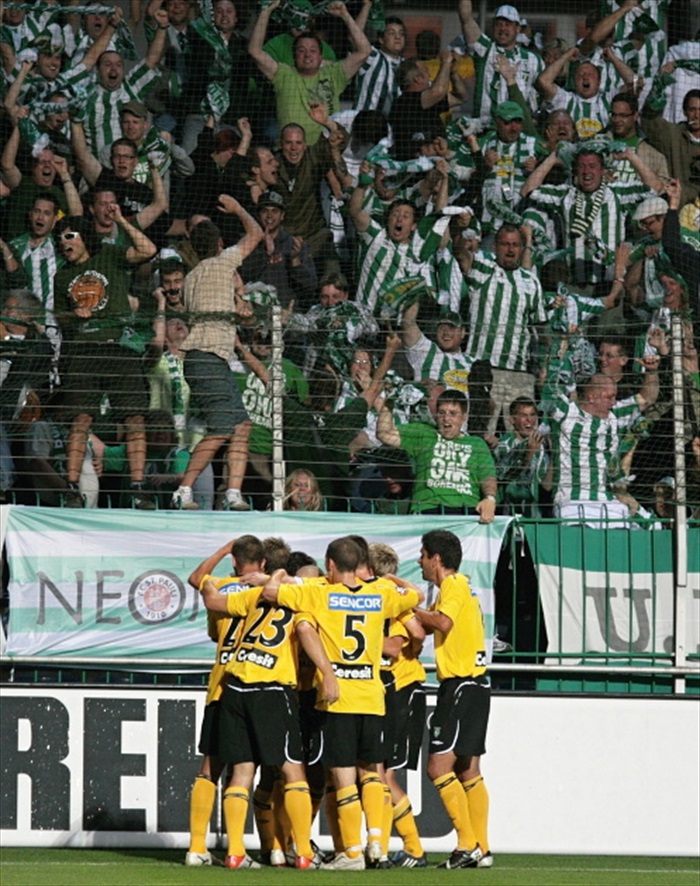 Obrovská radost - dali jsme gól.