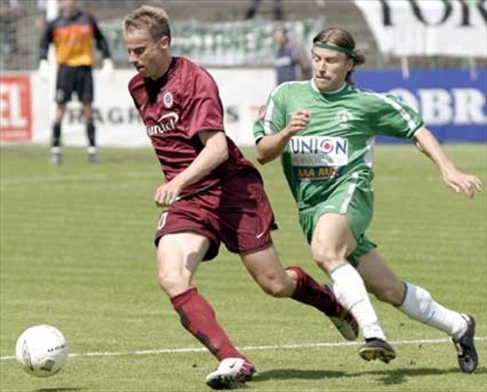 Michalík uniká Meleckému (jaro 2003)