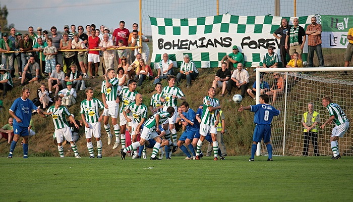 Přímý kop domácích