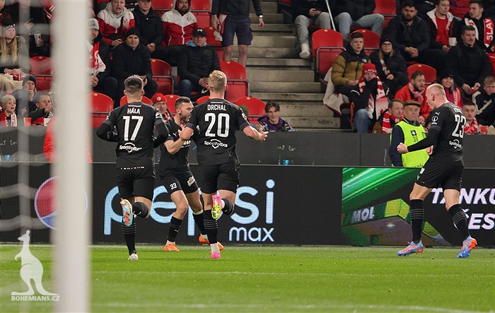 Slavia - Bohemians 3:2 (1:1)