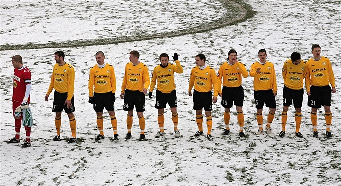 Bohemka ve žlutočerném