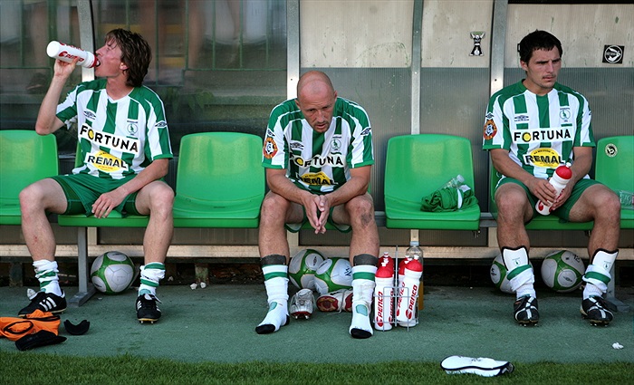 Zklamání na lavičce.