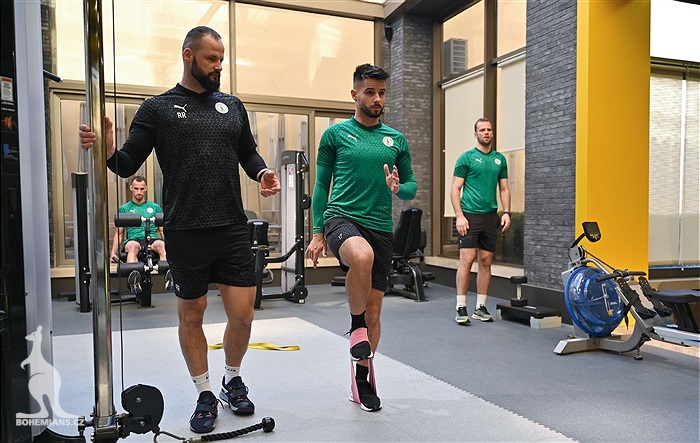 Dopolední trénink v posilovně