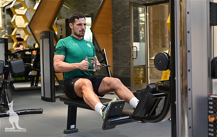 Dopolední trénink v posilovně