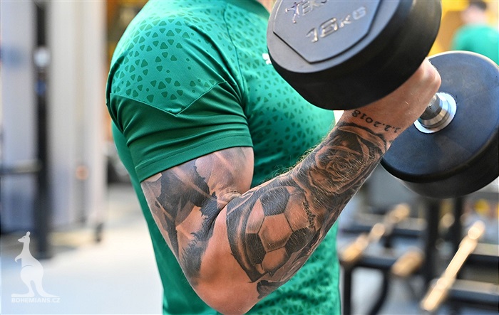 Dopolední trénink v posilovně