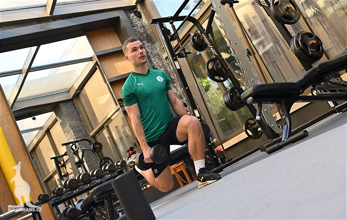 Dopolední trénink v posilovně