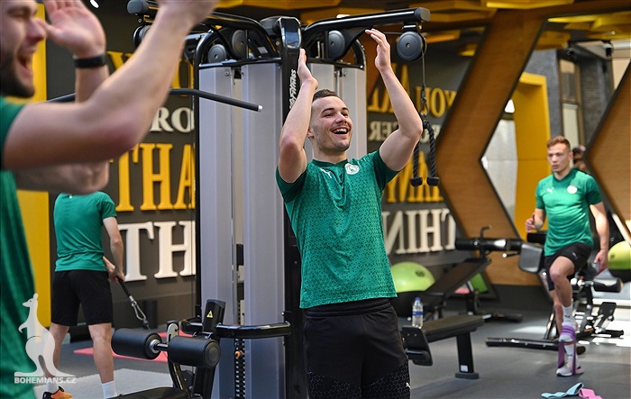 Dopolední trénink v posilovně