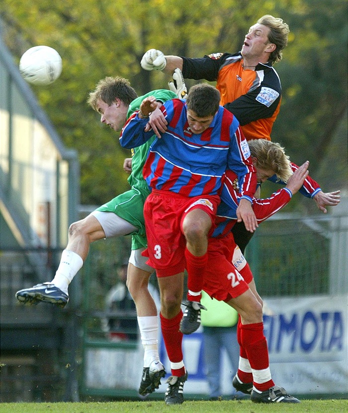 Mladík Táborský proti gólmanu Ticháčkovi ani jednou neuspěl