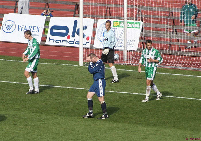 Miloslav Strnad tutovou šanci neproměnil, trefil jen brankáře.