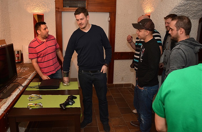 FIFA turnaj v restauraci Basilico