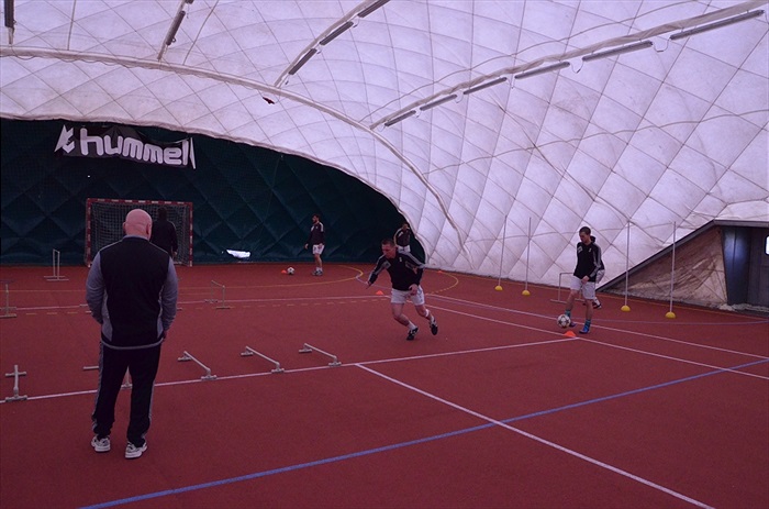 Středeční dopolední trénink v nafukovačce