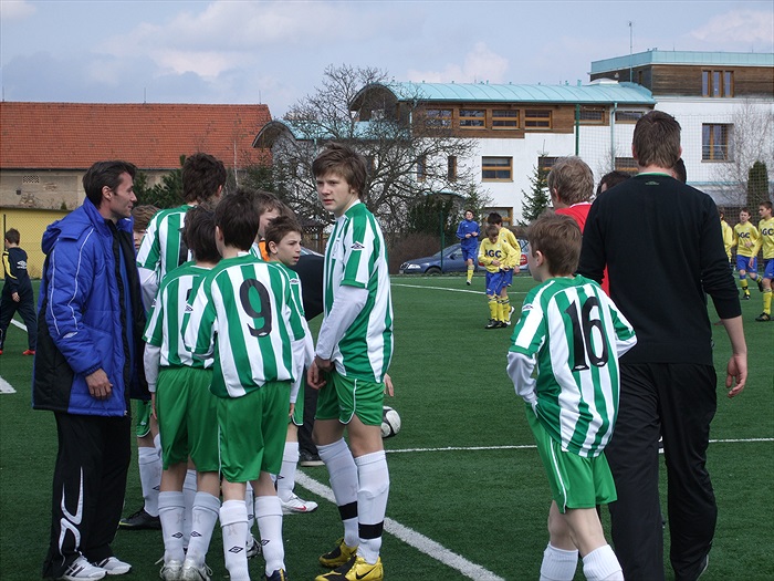 Za chvíli na ně vlítneme