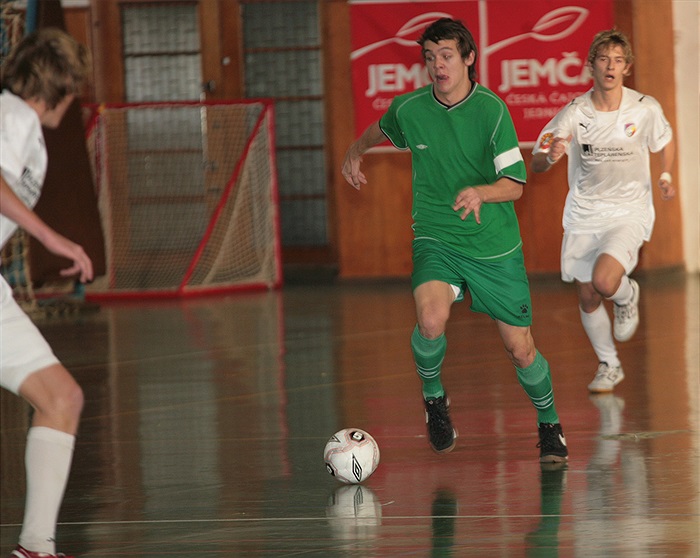 Horovka postupuje na branku Plzně