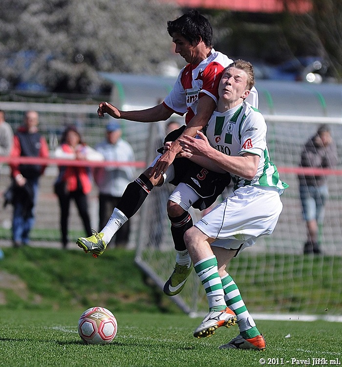 SK Slavia Praha B - Bohemians 1905 1:3 (1:1)